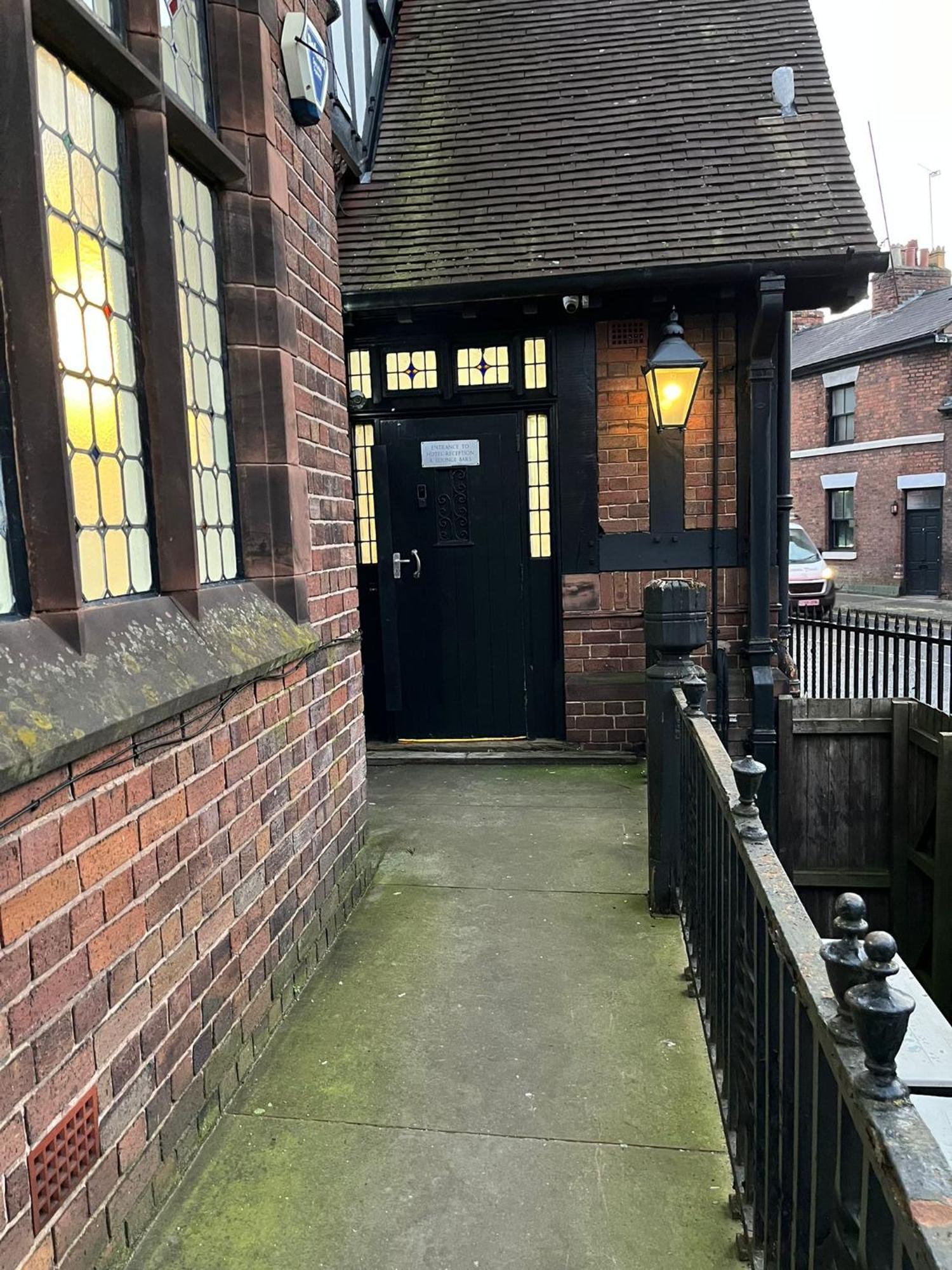 George And Dragon Place Chester Extérieur photo
